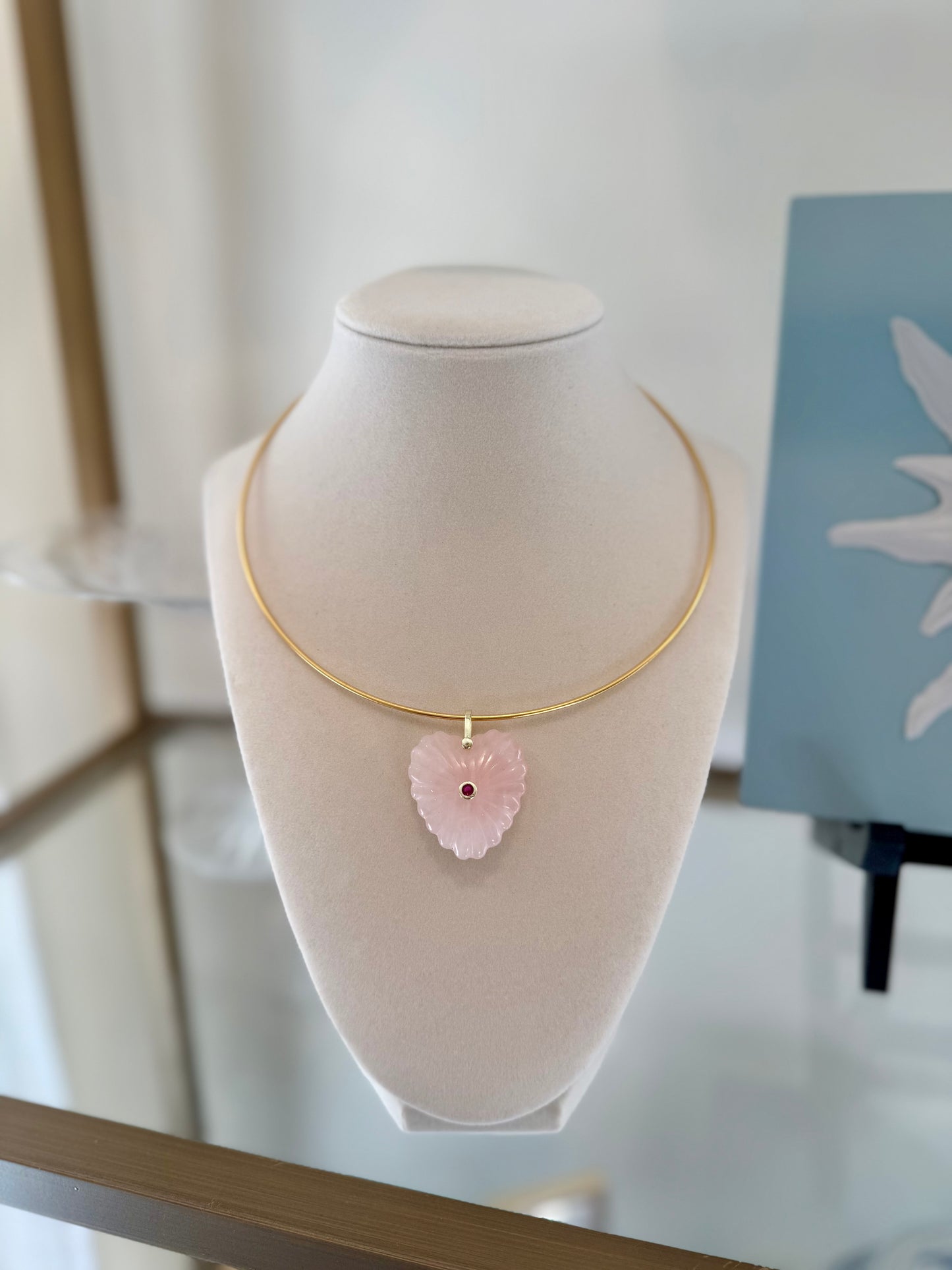 rose quartz collar